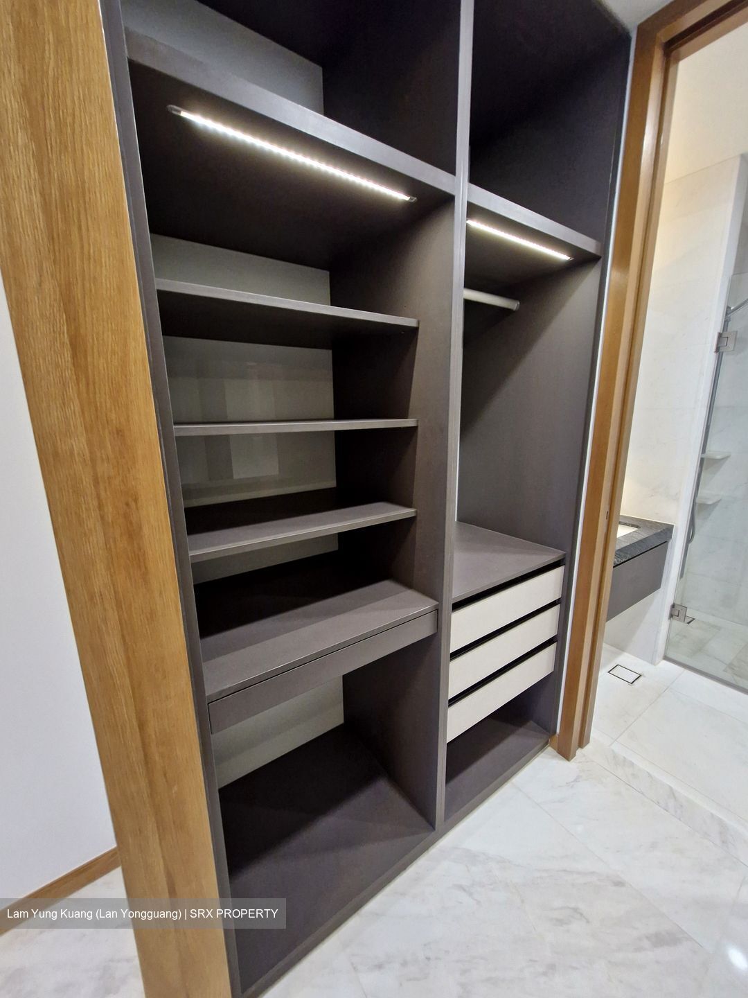 Marina One Residences (D1), Apartment #637783831